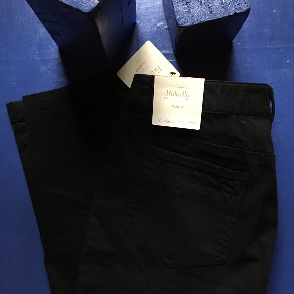 Rafaella Sport Studio Black casual Capri pant 10